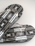 Freizeit- Badesandalen Schwarz Wei�